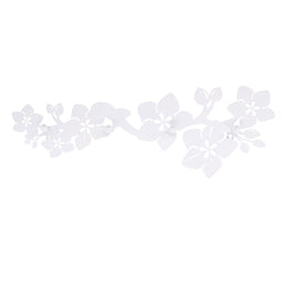 Percha metal 4 plazas flores blancas cm60x20,5x4