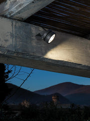 Foco Orientable de Aluminio Fundido - Luz Natural - 10W - 890 Lúmenes Negro