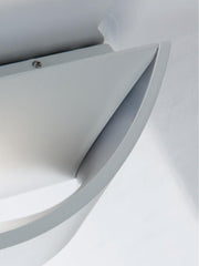 Lámpara de pared de aluminio fundido con difusor satinado - 12W, 935 lúmenes, luz cálida café