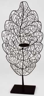 Portavelas hierro oscuro hoja yf-8414cm. 38 x 21 h 82