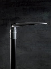 Lámpara de pie de aluminio fundido con luz LED directa - 50W, 4400 lúmenes, 3000°K grafito