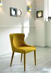 Silla en tejido amarillo 58x50,5x83h cm