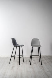 4x Taburete polipropileno gris oscuro-metal 47 cm x 37 cm A. 103 cm