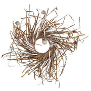 Corona de mimbre marrón con nieve y piñas cmø50x4