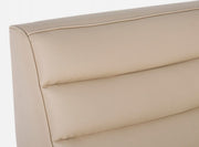 Sillón de esquina beige en madera de estilo de diseño.