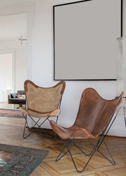 Sillón Eaton de cuero beige