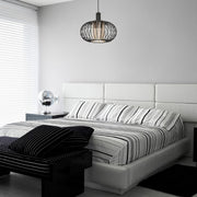 Lámpara de suspensión Terla MDL3674 con estructura de hierro y difusor de cristal