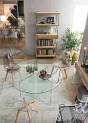 Silla Easy de diseño en policarbonato ahumado con pies de madera