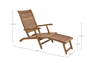 Sillón reclinable de estilo clásico con reposabrazos de madera.