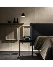 Lámpara de pie LED Antares en metal negro STS