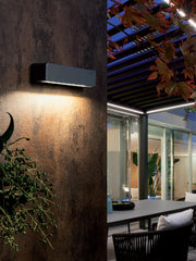 Lámpara de pared en aluminio fundido con difusor de vidrio transparente blanco