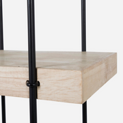 Librería vintage District de 7 pisos