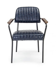 Silla Nelly de estilo vintage en ecopiel con reposabrazos azul 84 h cm