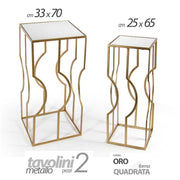 Conjunto de dos mesas de salón en metal dorado